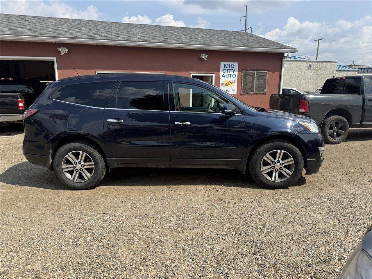 Used 2017 Chevrolet Traverse SLT AWD for sale in Saskatoon, SK