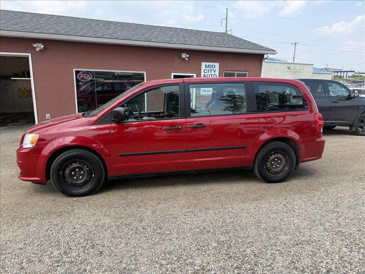 Used 2013 Dodge Grand Caravan SE ONLY 78K for sale in Saskatoon, SK