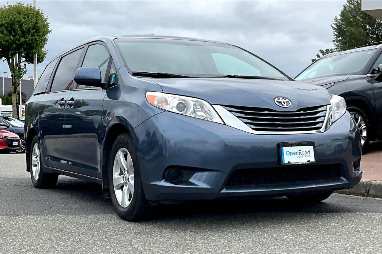 Used 2017 Toyota Sienna LE 8-Passenger V6 for sale in Abbotsford, BC