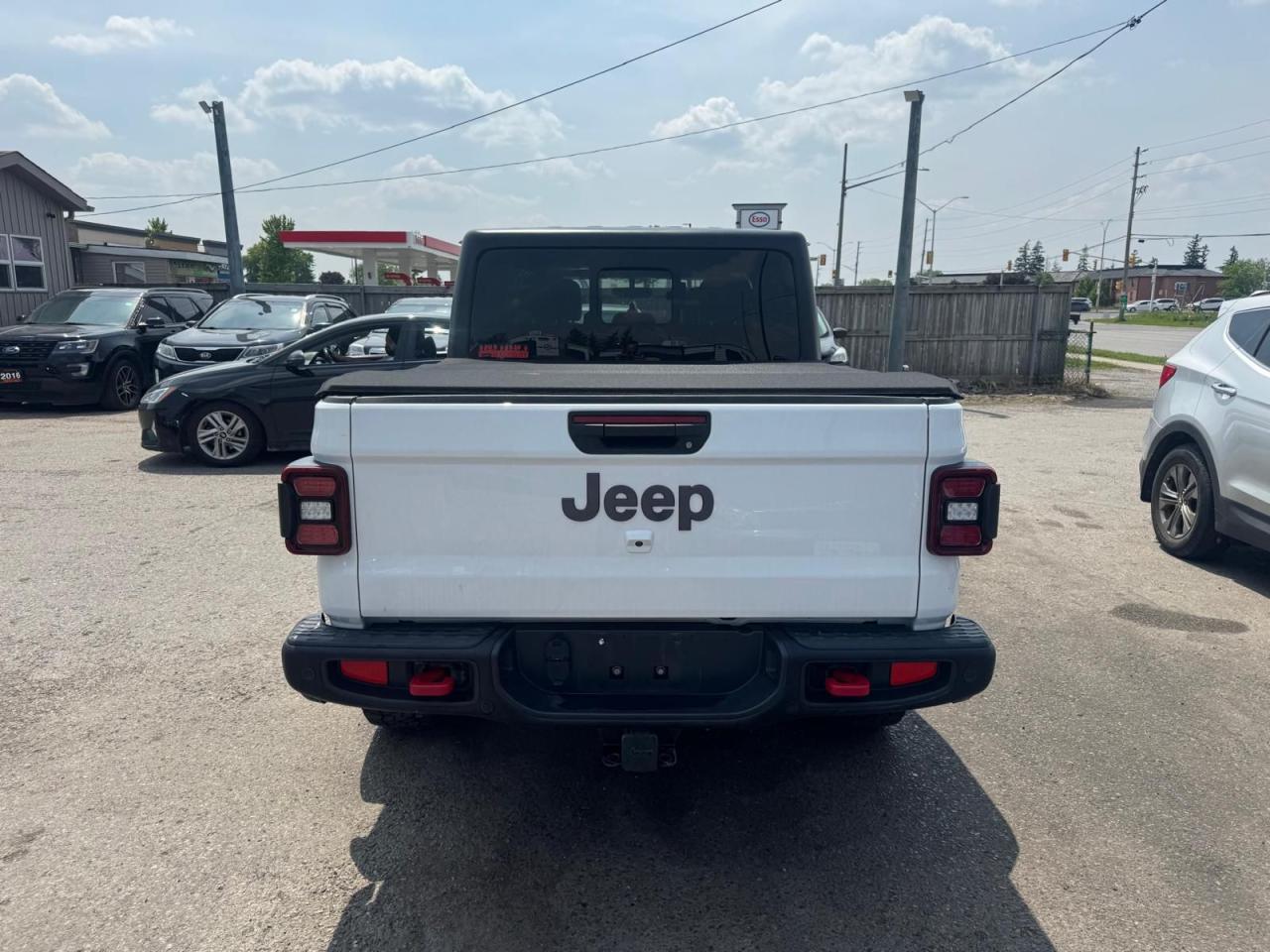 2020 Jeep Gladiator RUBICON, LEATHER, HARD TOP, LOADED, ONLY 68KMS - Photo #4