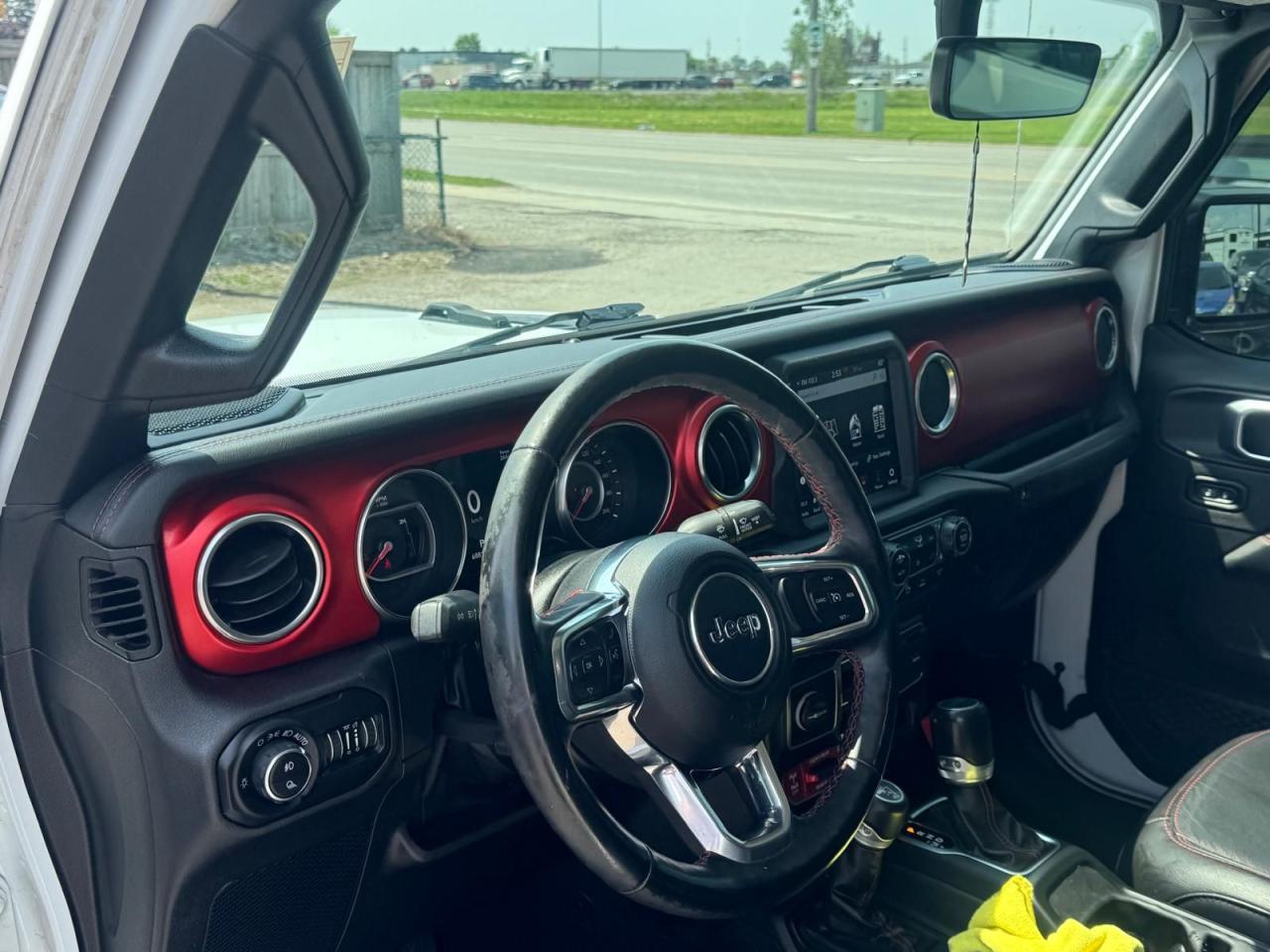 2020 Jeep Gladiator RUBICON, LEATHER, HARD TOP, LOADED, ONLY 68KMS - Photo #10