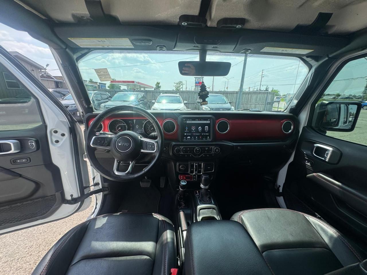 2020 Jeep Gladiator RUBICON, LEATHER, HARD TOP, LOADED, ONLY 68KMS - Photo #13