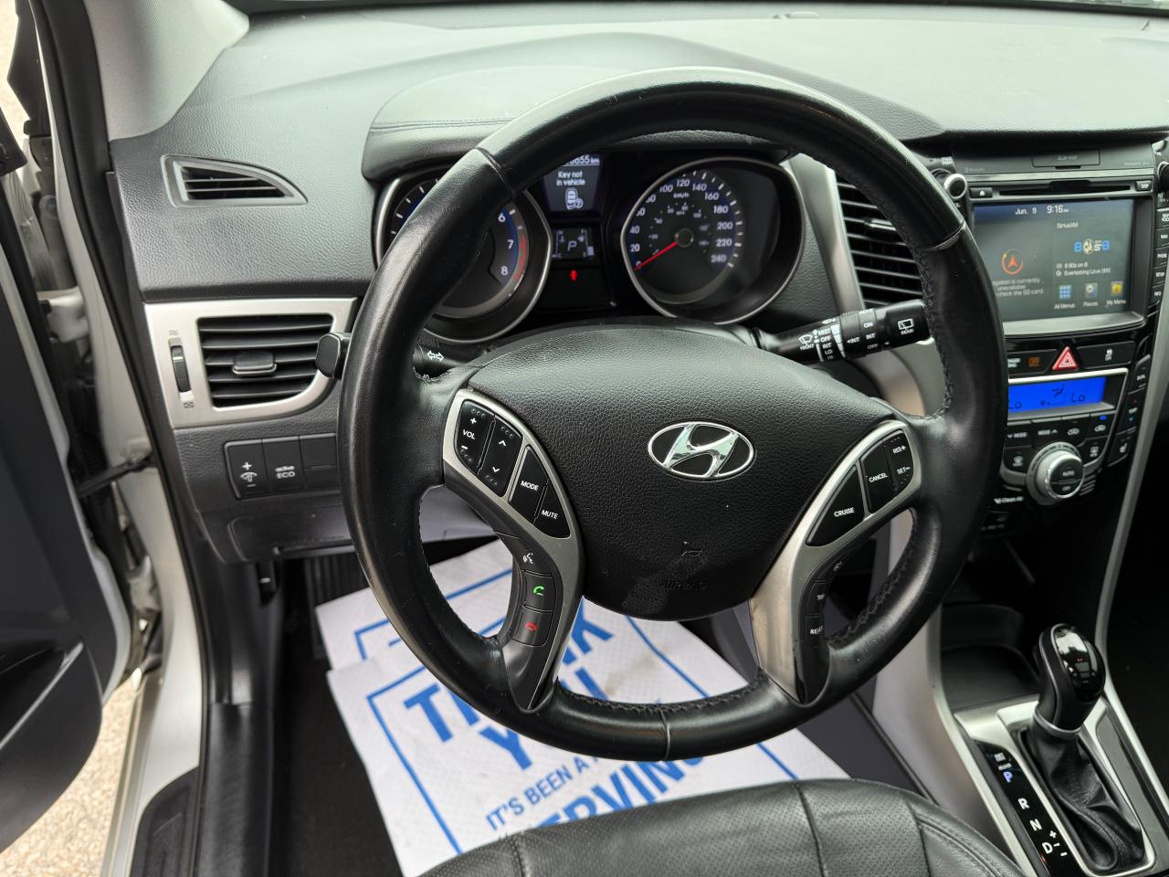 2016 Hyundai Elantra GT Limited panoramic roof heated seats navigation - Photo #2