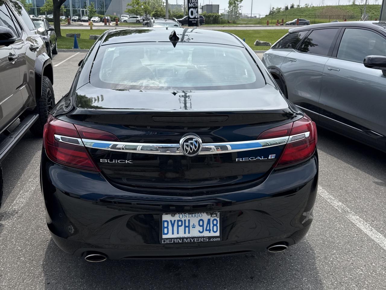 2016 Buick Regal Premium I | Leather | Sunroof | Nav | Cam | Alloys Photo6