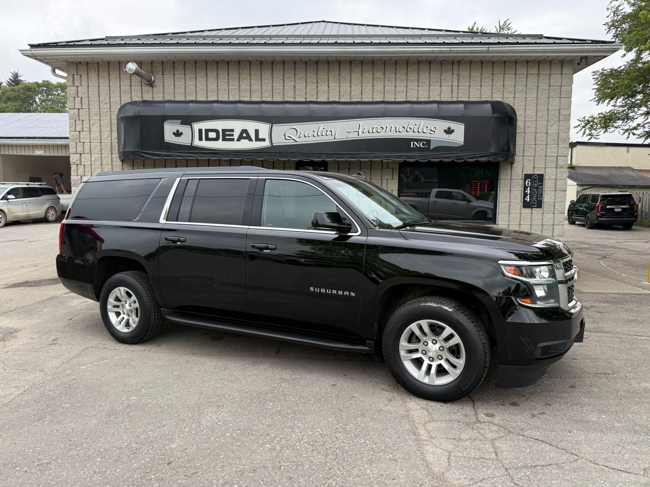 Used 2017 Chevrolet Suburban LS for sale in Mount Brydges, ON