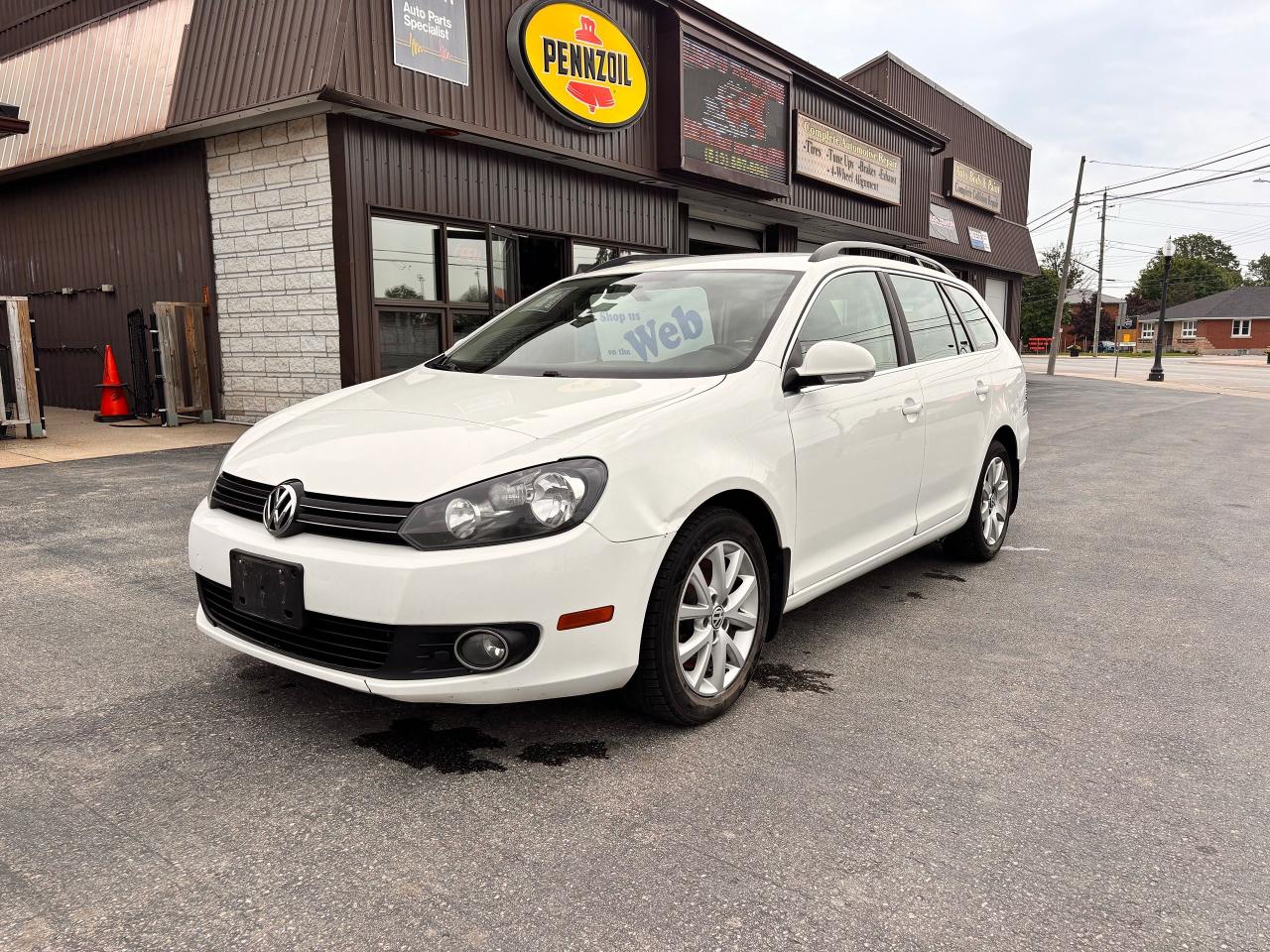 2013 Volkswagen Golf Wagon As Is, Diesel Engine!