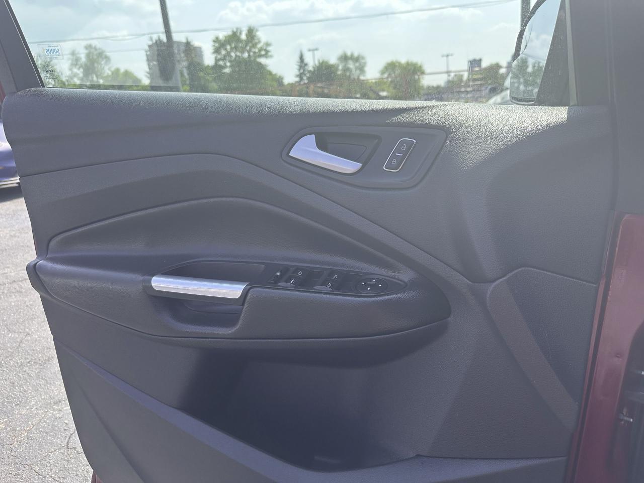 2015 Ford Escape SE - Photo #7