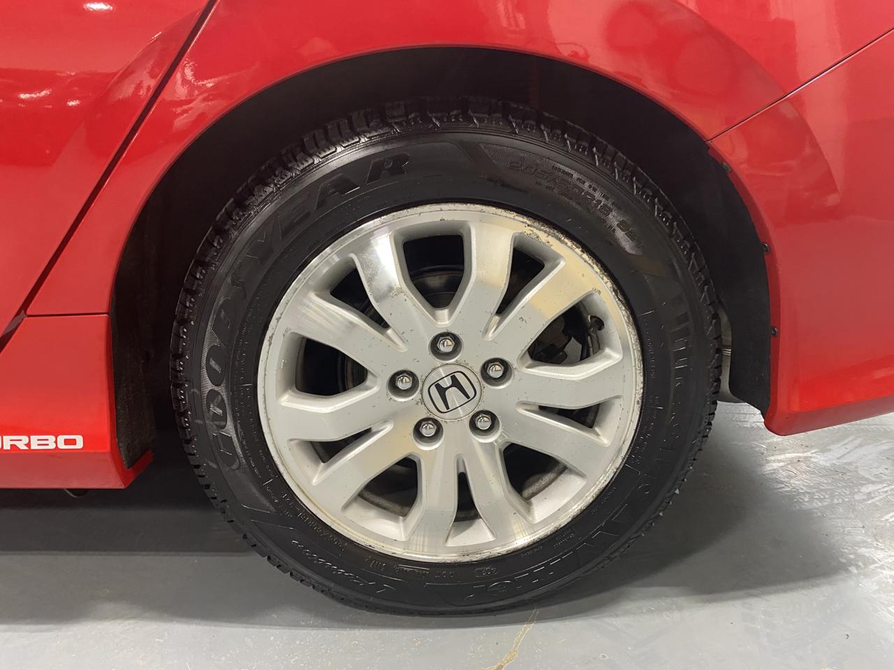 2018 Honda Civic EX-T - Photo #10