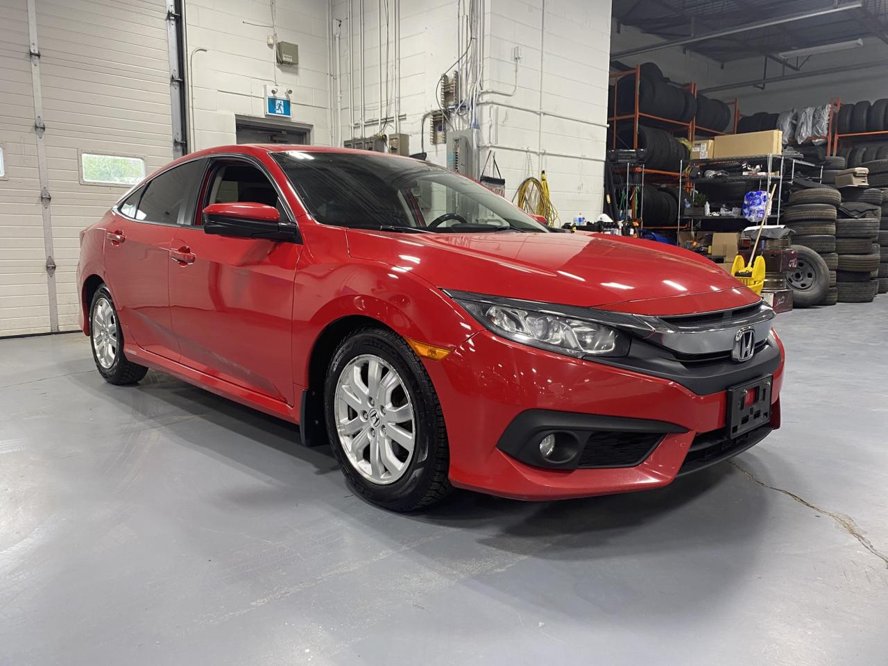 2018 Honda Civic EX-T - Photo #7