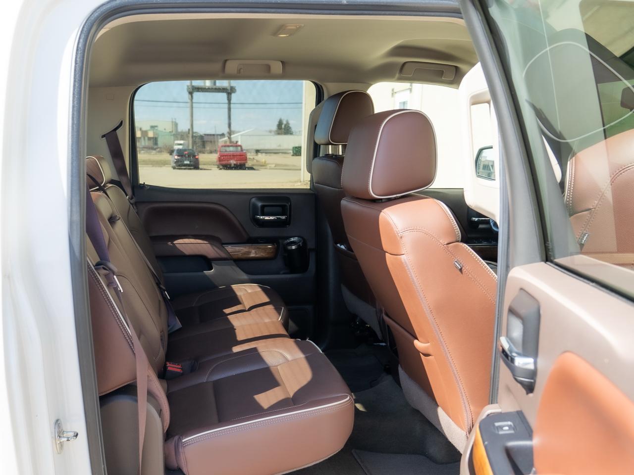 2017 Chevrolet Silverado 1500 High Country - Photo #16