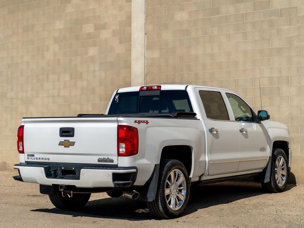 2017 Chevrolet Silverado 1500 High Country - Photo #4