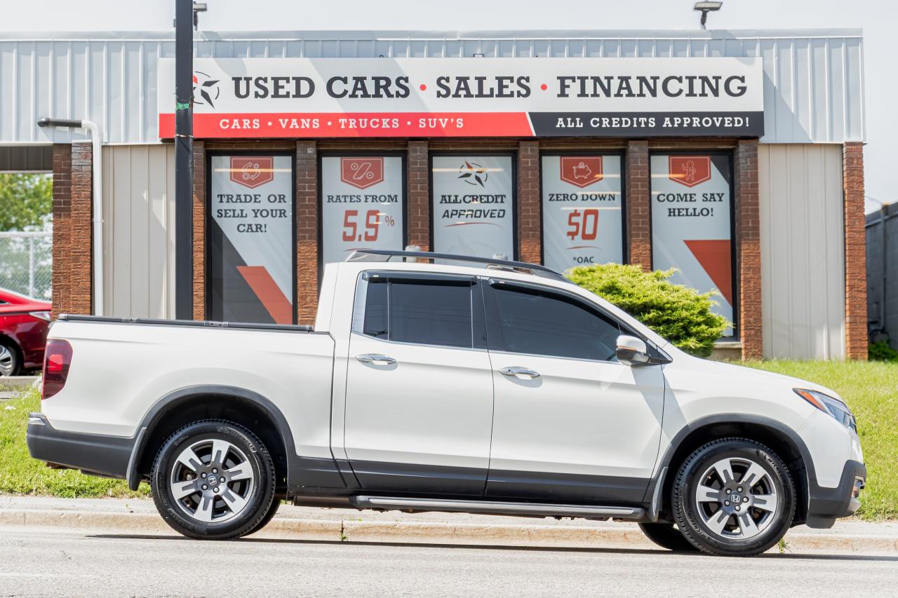 2017 Honda Ridgeline Touring | AWD | Leather | Roof | Nav | Cam | Tints