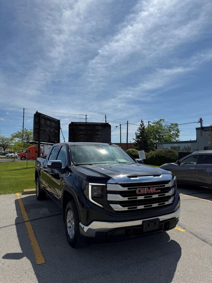 Used 2023 GMC Sierra 1500 SLE for sale in Etobicoke, ON