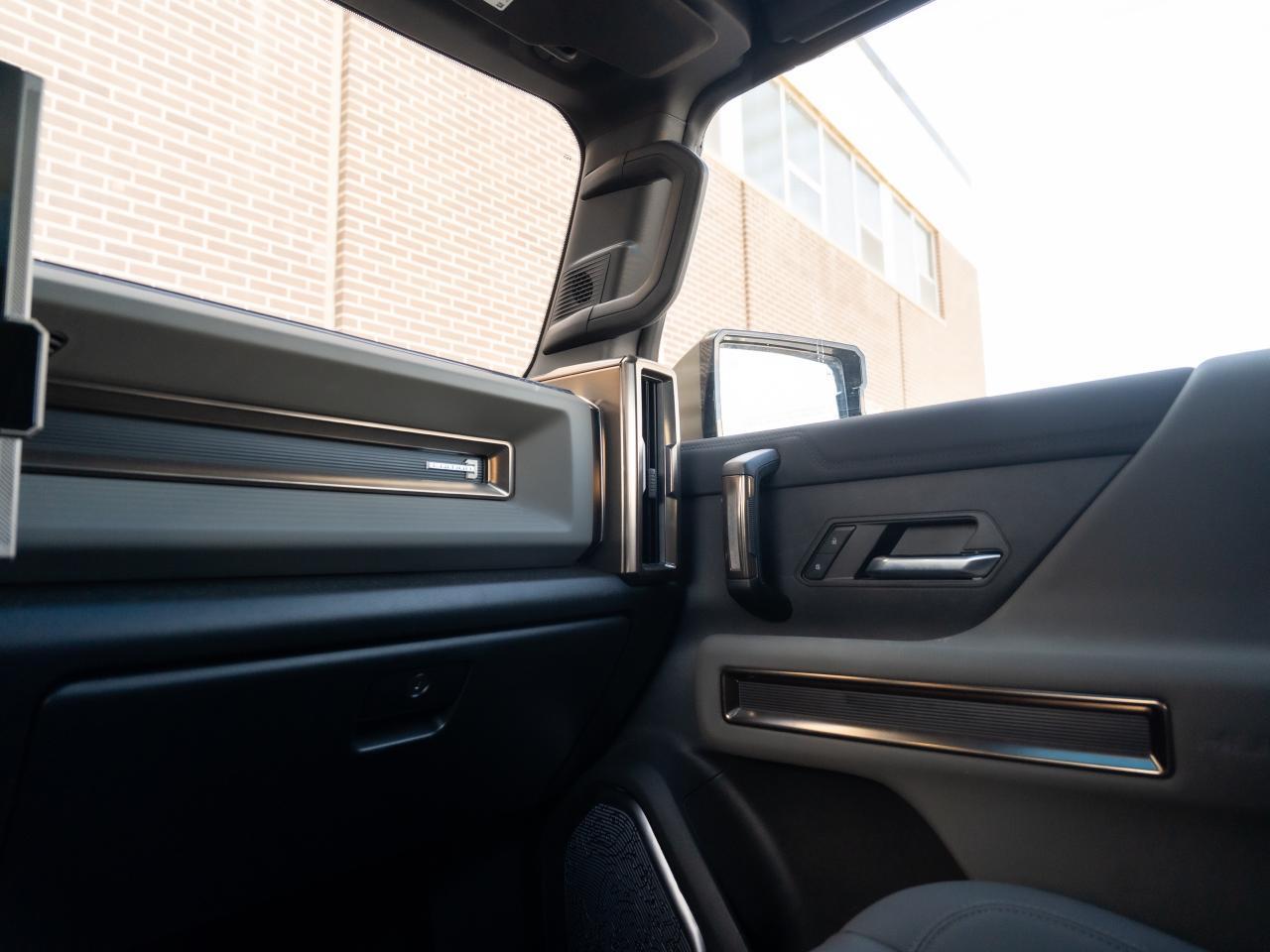 2024 Hummer 2022 Hummer EV 3X 3X - Photo #17