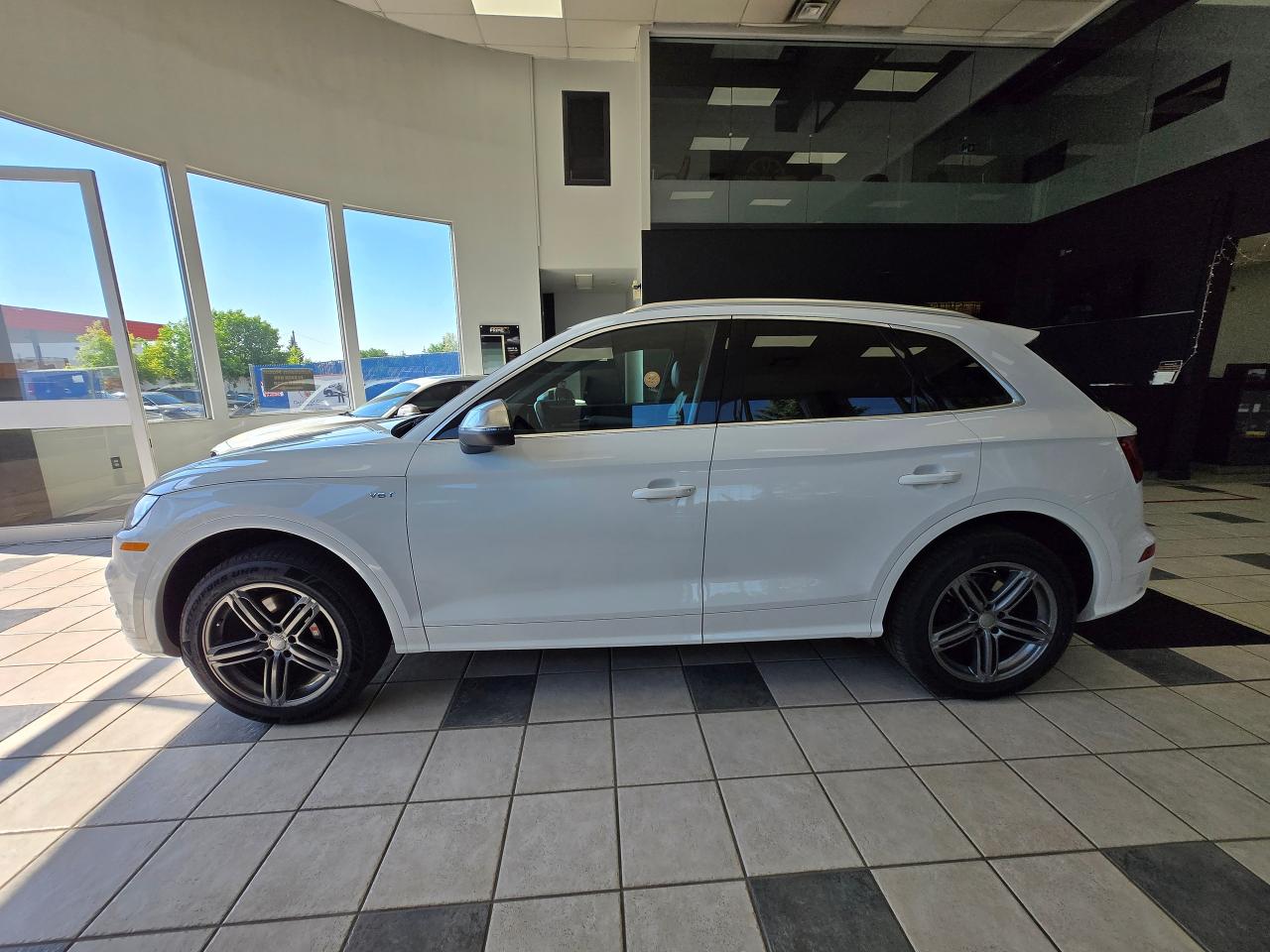 2018 Audi SQ5 Progressiv | ALL CREDIT ACCEPTED!! - Photo #4