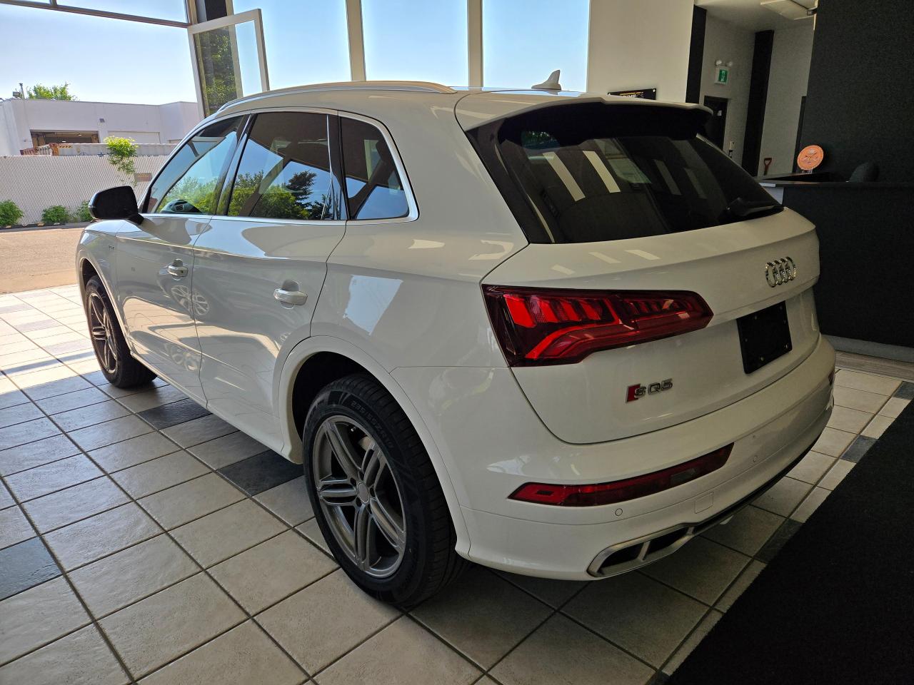 2018 Audi SQ5 Progressiv | ALL CREDIT ACCEPTED!! - Photo #5
