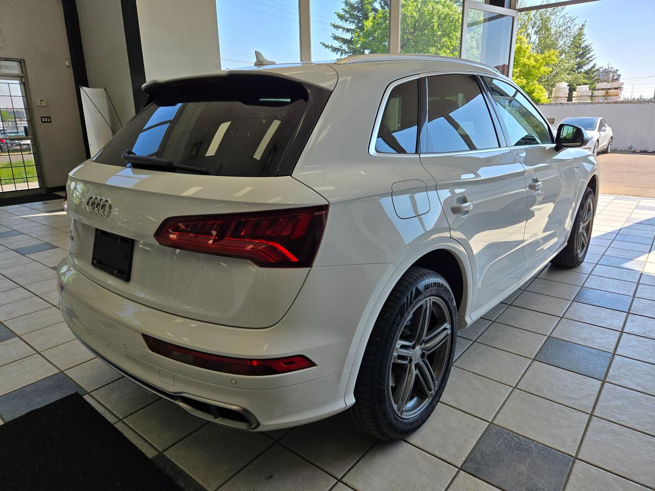 2018 Audi SQ5 Progressiv | ALL CREDIT ACCEPTED!! - Photo #7