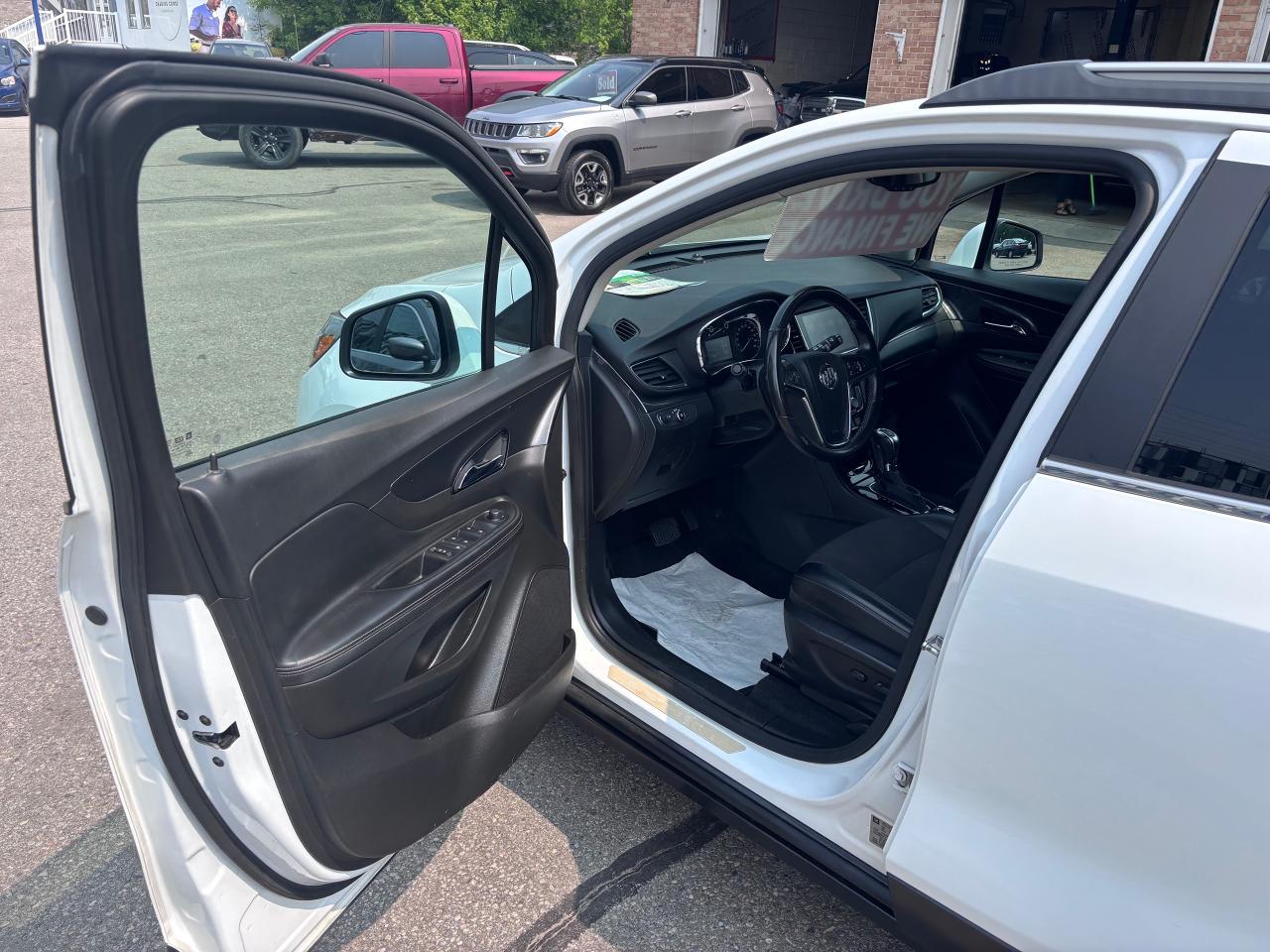 2019 Buick Encore GREAT PRICE EXTRA CLEAN! - Photo #14