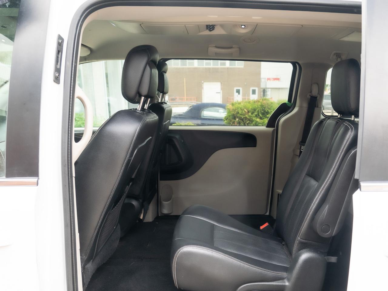 2018 Dodge Grand Caravan Crew Plus - Photo #17