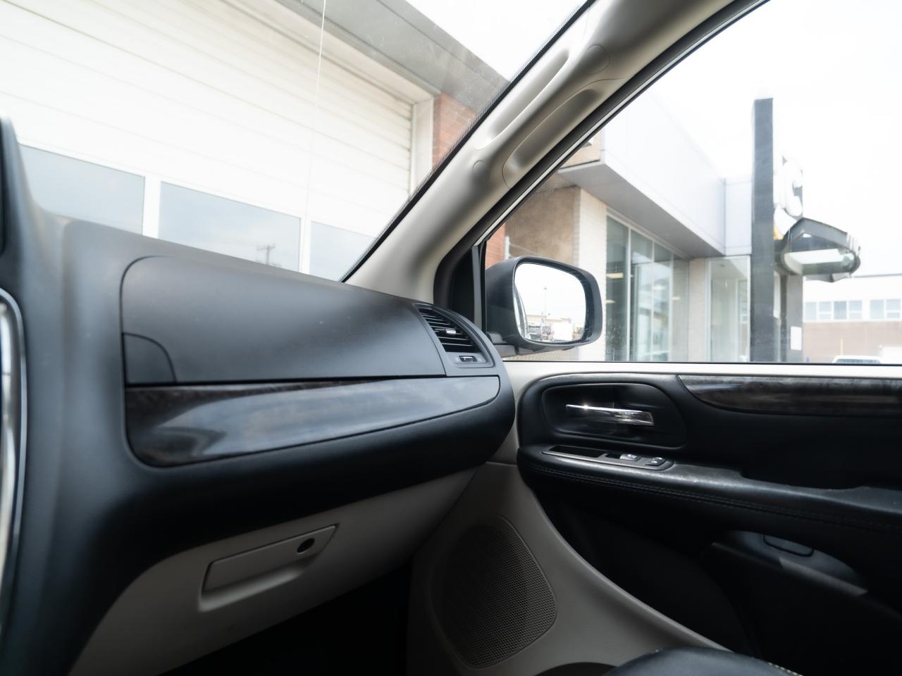 2018 Dodge Grand Caravan Crew Plus - Photo #15