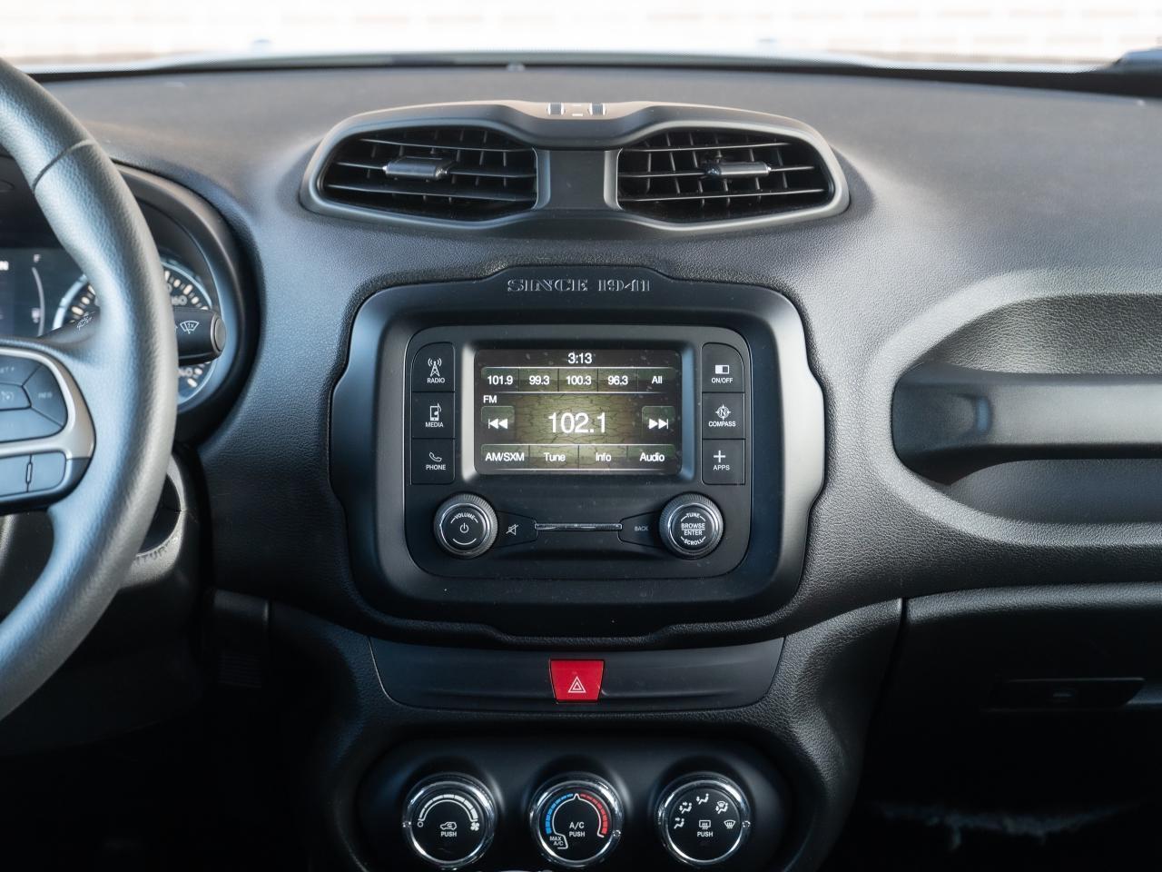 2017 Jeep Renegade Sport - Photo #15