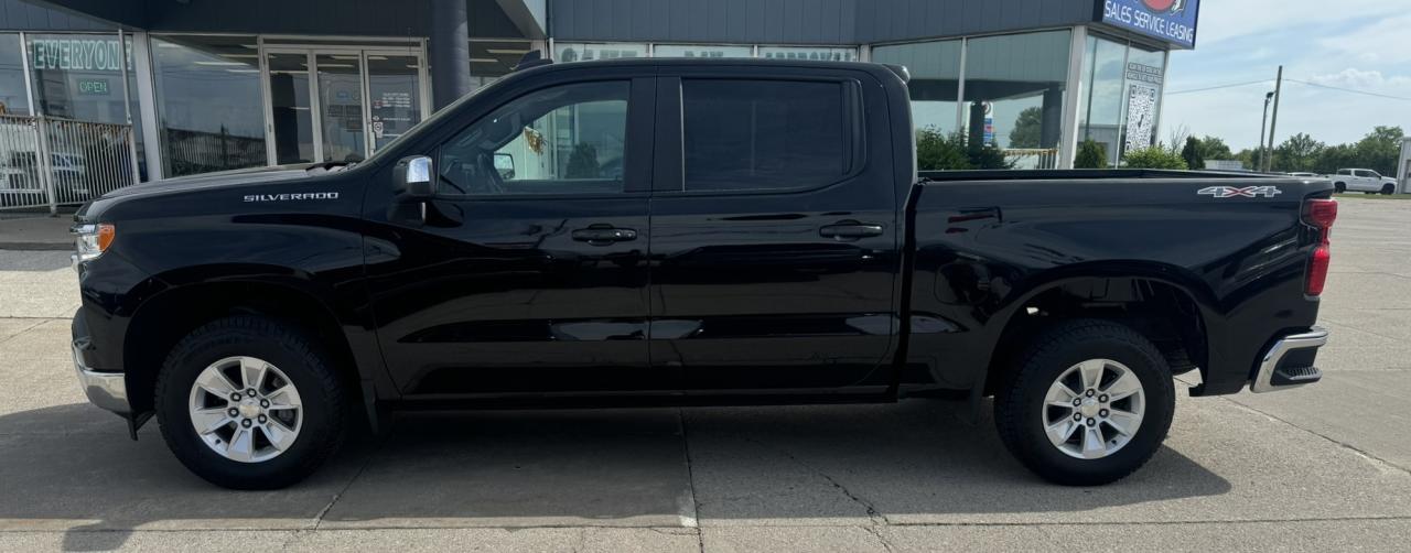 2023 Chevrolet Silverado 1500 4WD Crew Cab 147" LT Photo