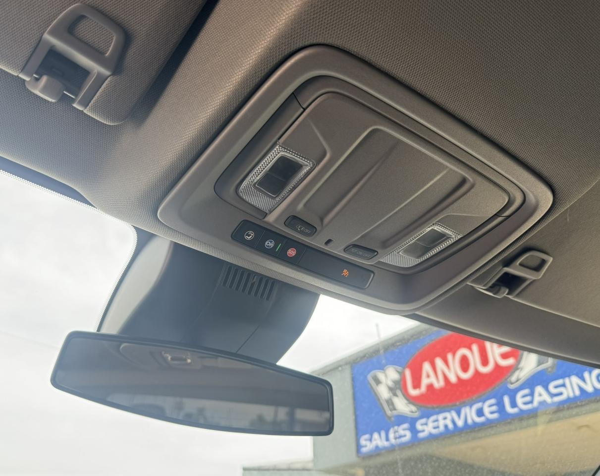 2023 Chevrolet Silverado 1500 4WD Crew Cab 147" LT Photo