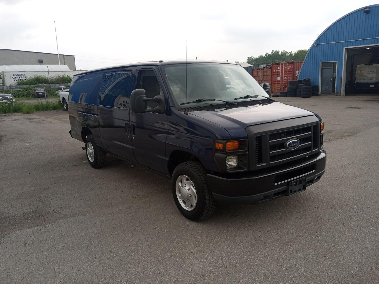 2012 Ford Econoline Commercial - Photo #3
