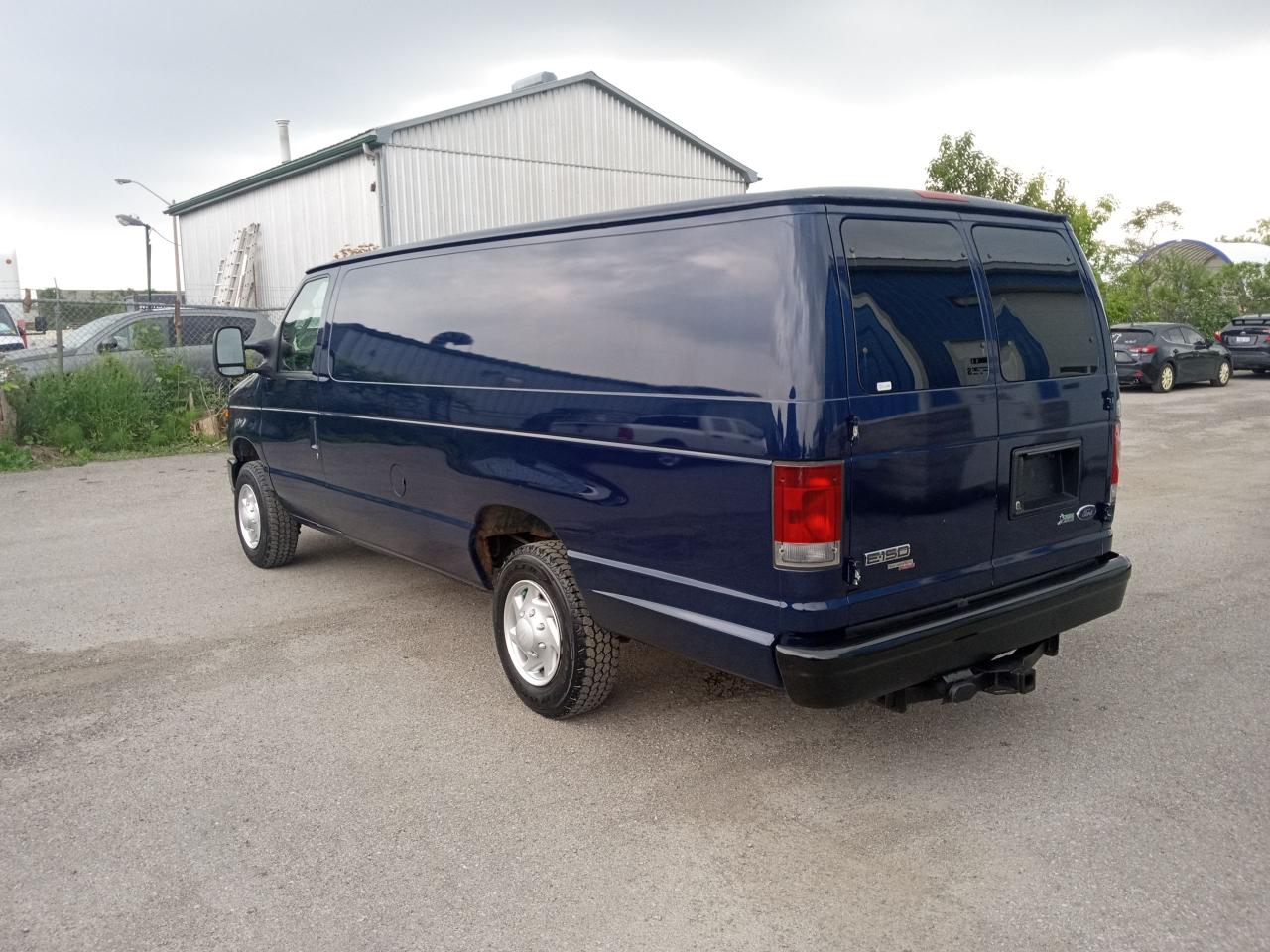 2012 Ford Econoline Commercial - Photo #6