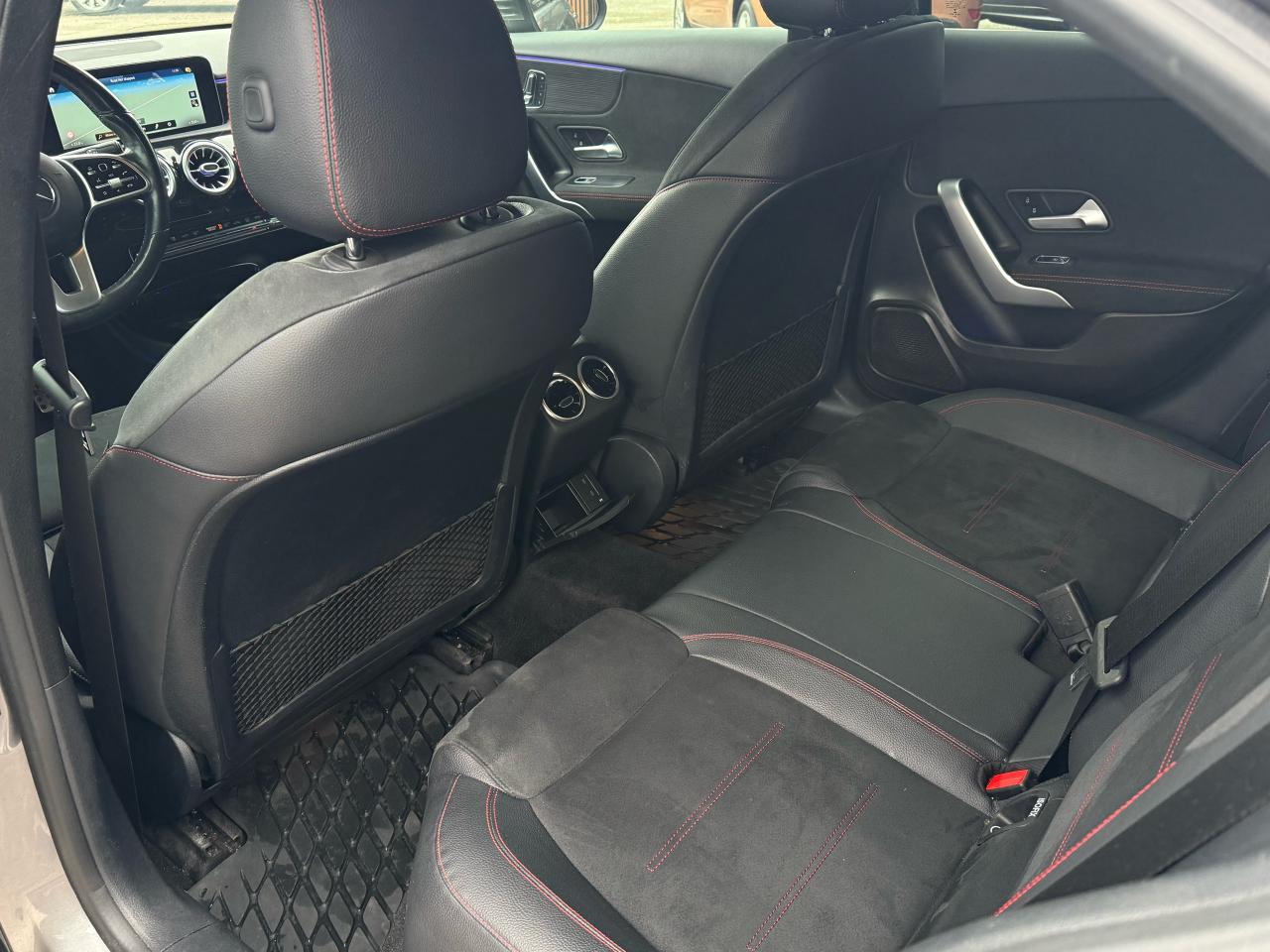 2019 Mercedes-Benz A-Class A220 4MATIC | AMG Package | 360 Cam | Navigation - Photo #10