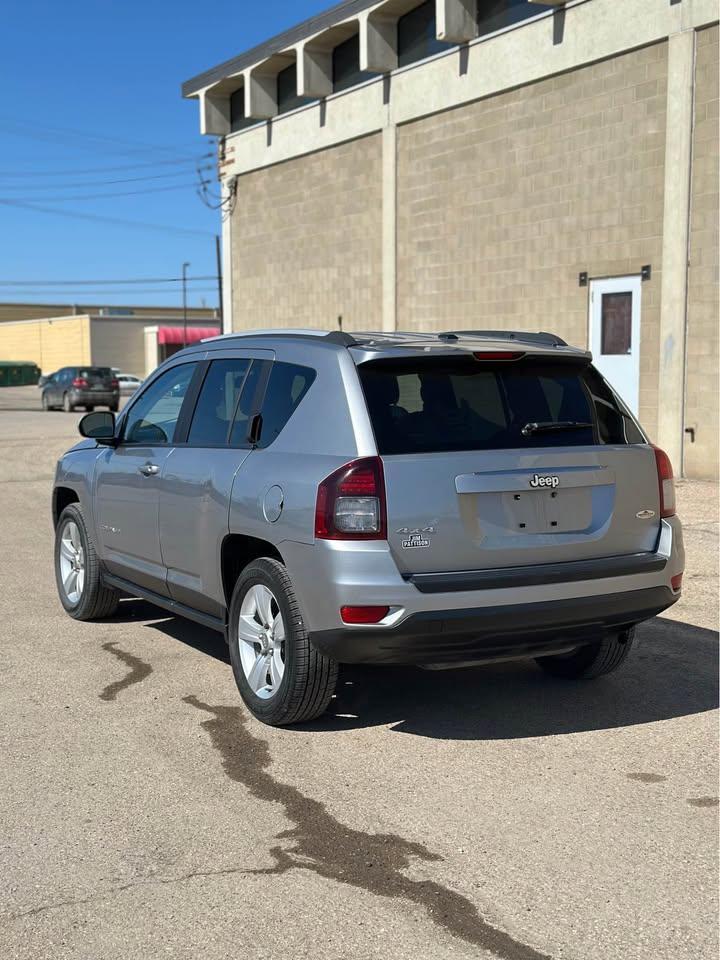 2017 Jeep Compass North Edition - Photo #5