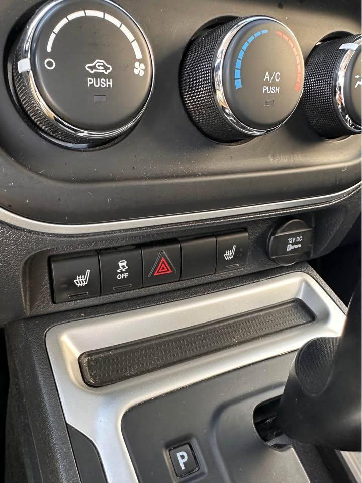 2017 Jeep Compass North Edition - Photo #10
