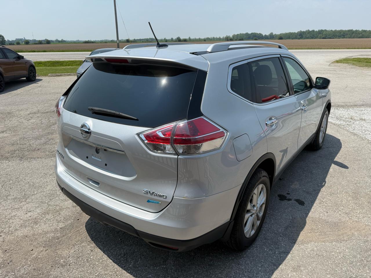 2015 Nissan Rogue SV | Backup Camera | Heated Seats | Sunroof - Photo #5