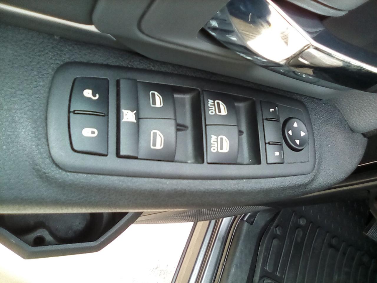 2023 RAM 1500 Classic Tradesman Crew Cab SWB 4WD