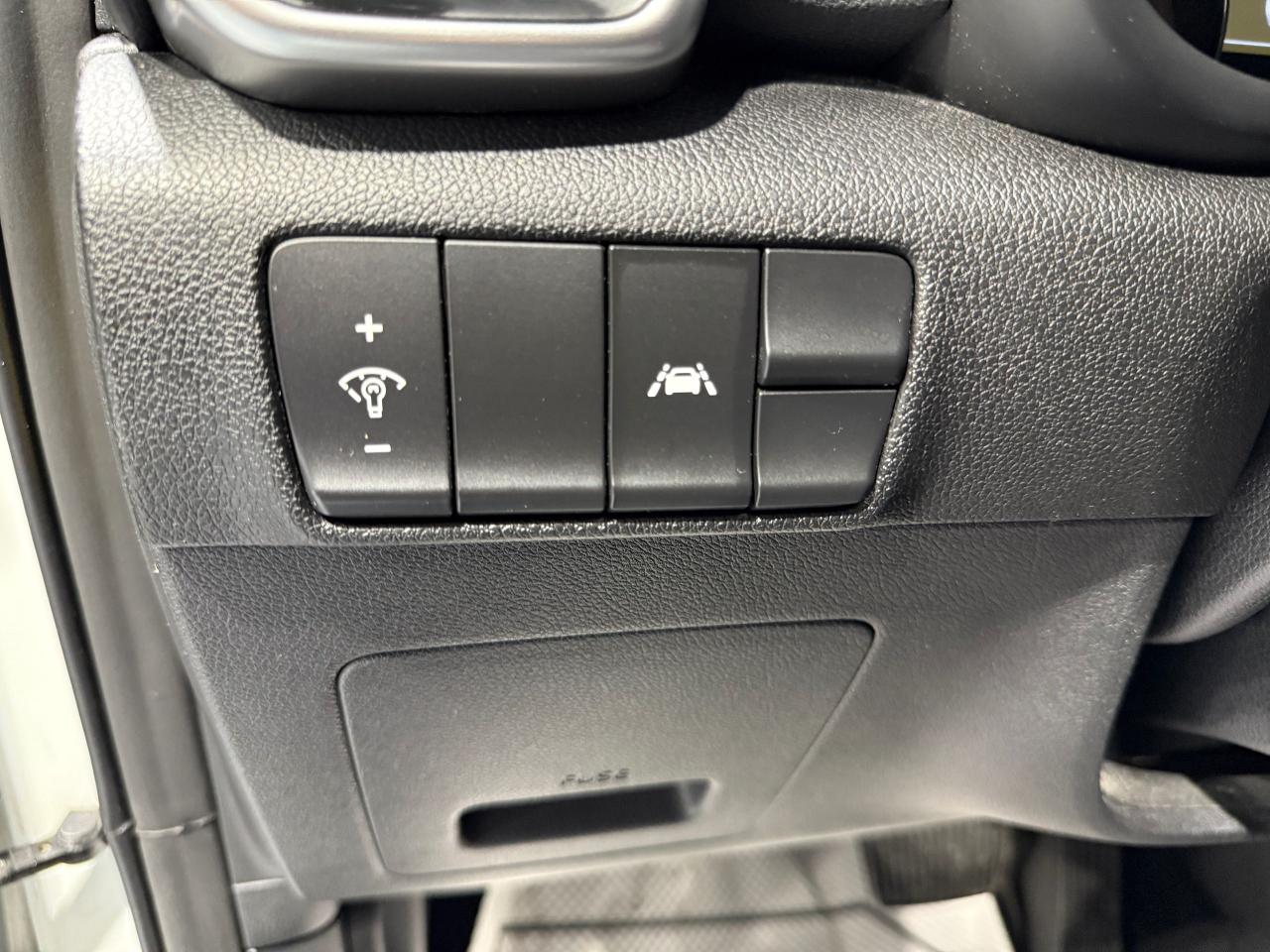 2020 Kia Sportage EX - Photo #19