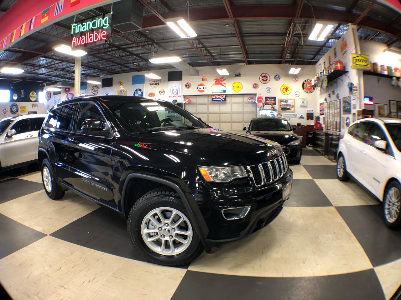 2018 Jeep Grand Cherokee LAERDO 4WD AUTO B/SPOT A/CARPLAY BACKUP CAMERA