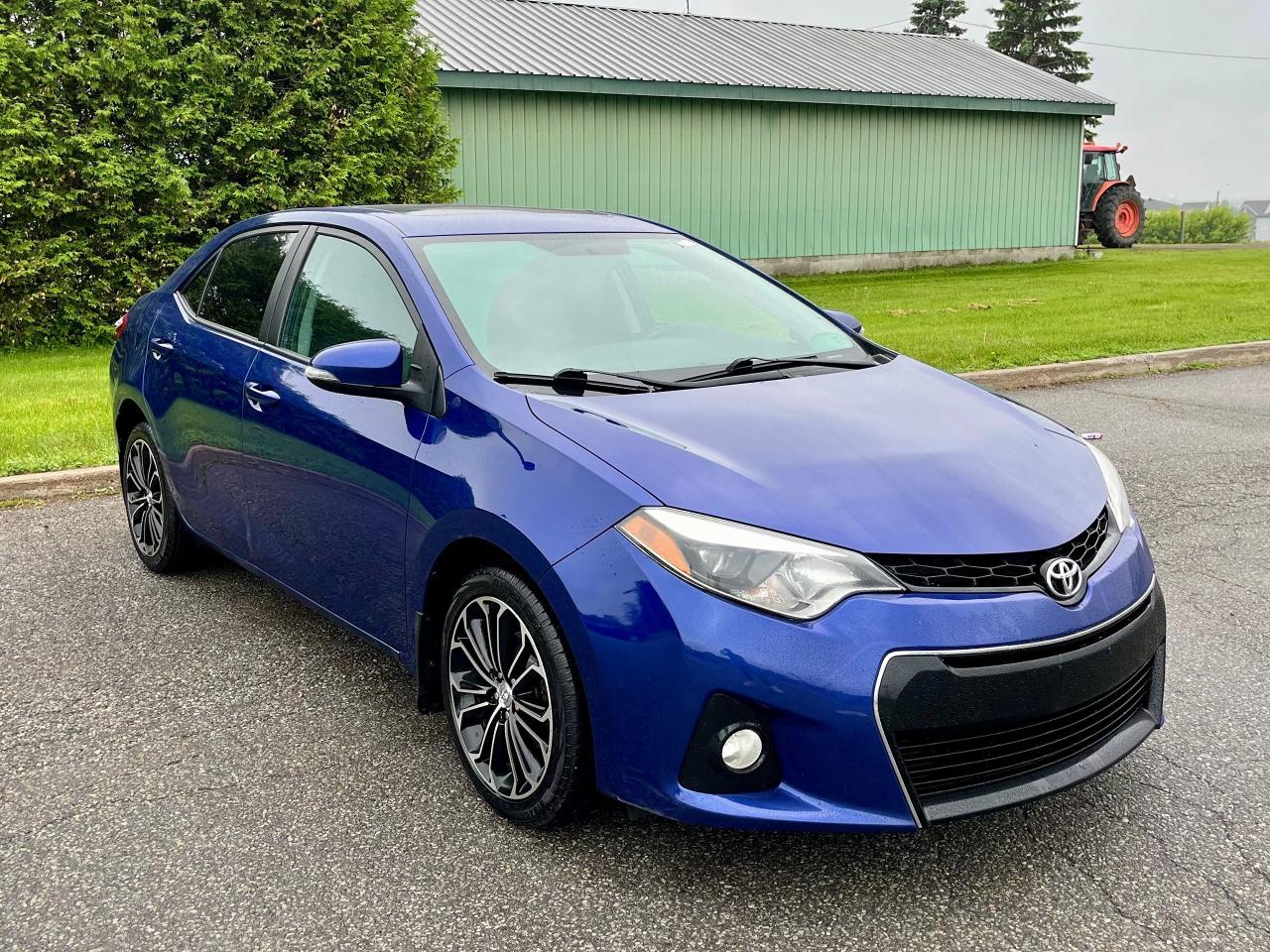 2016 Toyota Corolla S - Photo #2