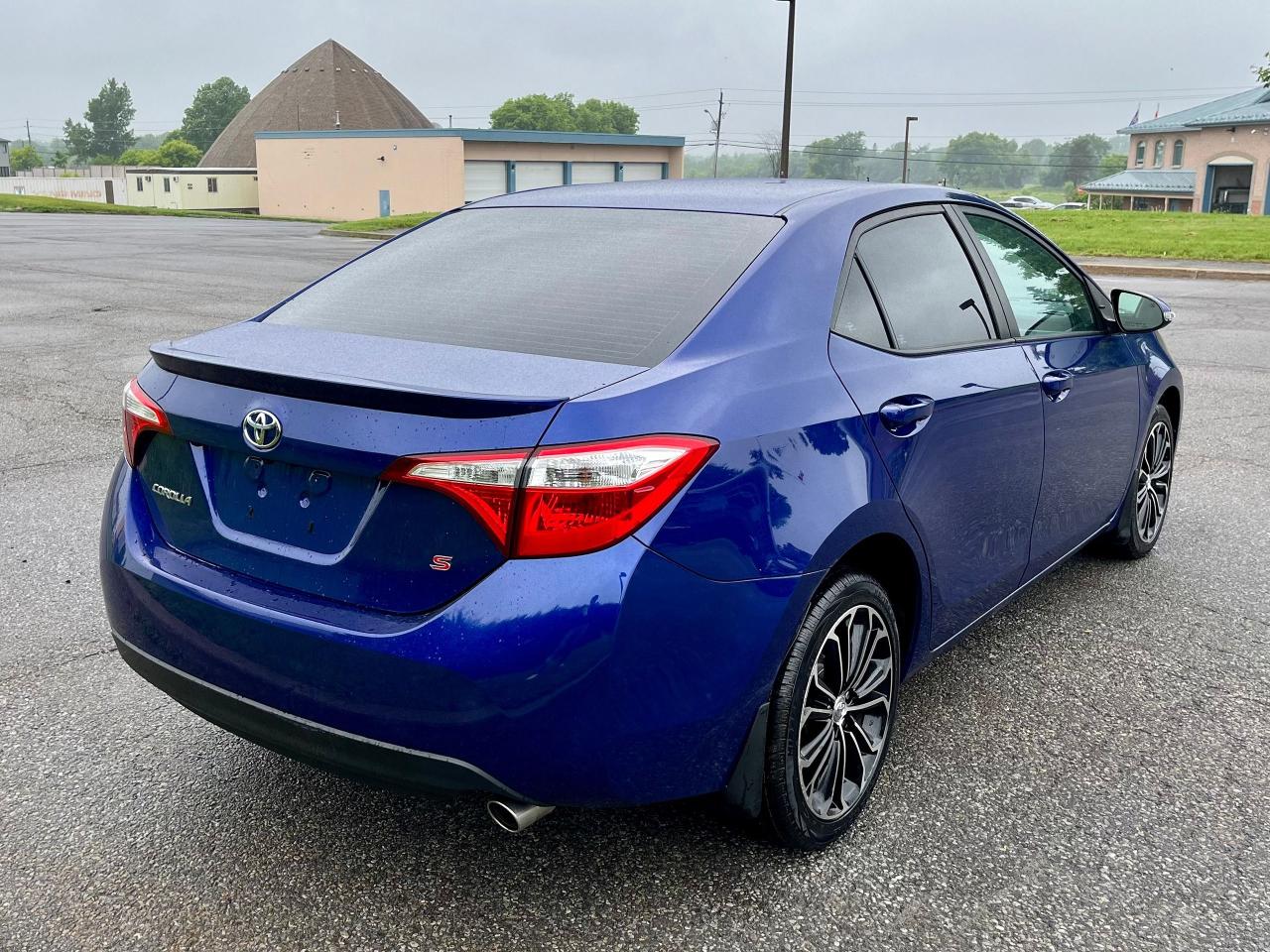 2016 Toyota Corolla S - Photo #7