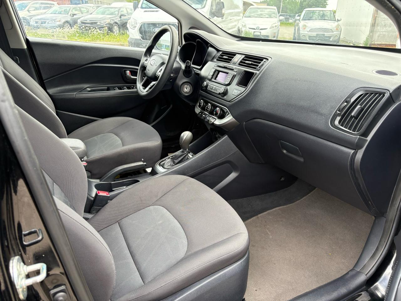 2013 Kia Rio LX+ - Photo #8