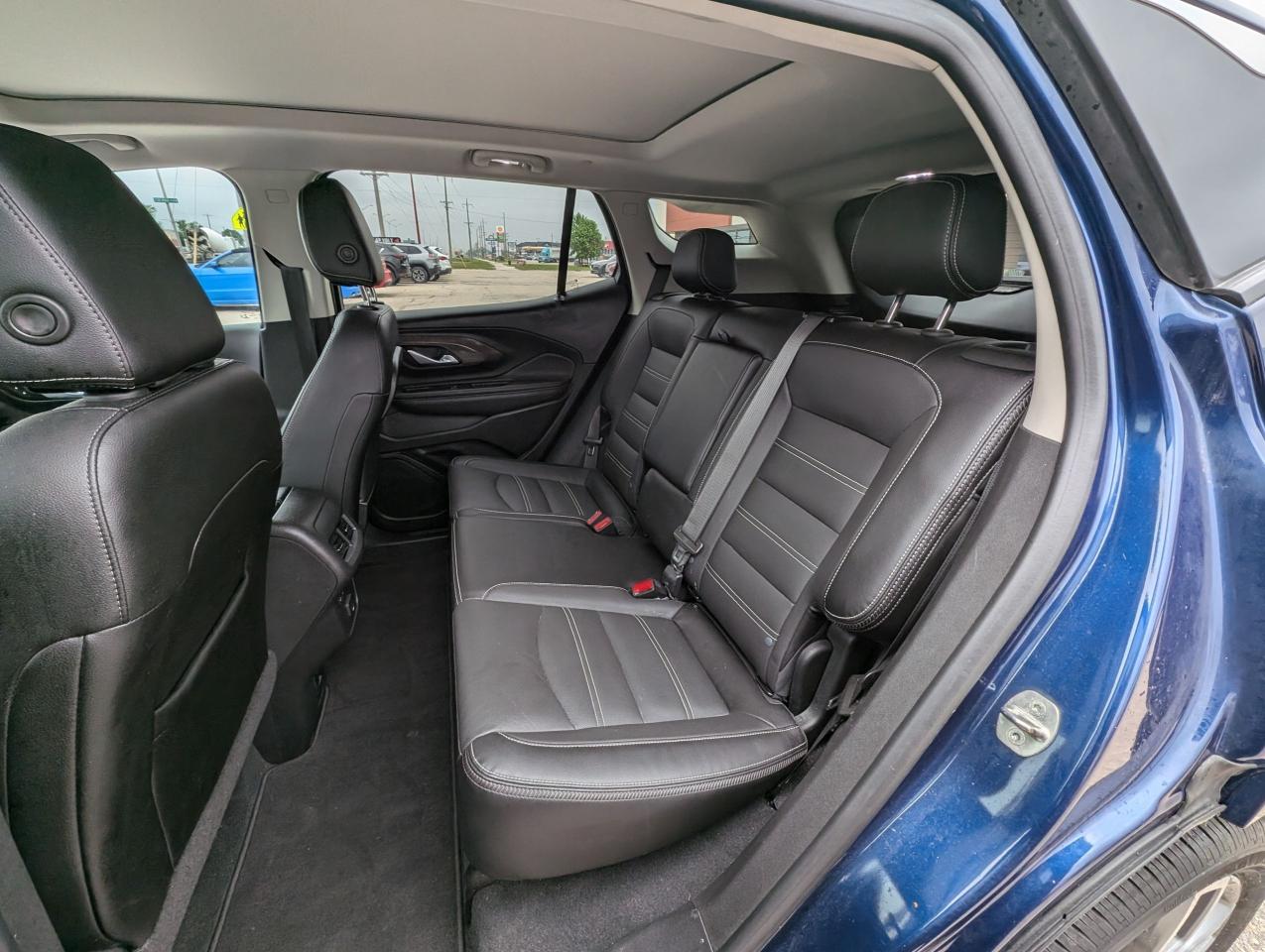 2022 GMC Terrain Denali | Heated Cooled Seats | CarPlay - Photo #15