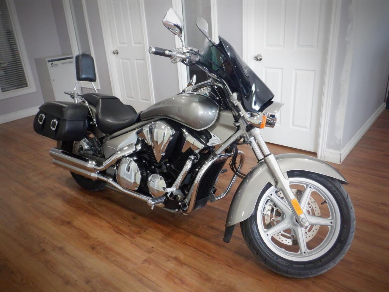 2012 Honda VT1300 Stateline - Photo #3