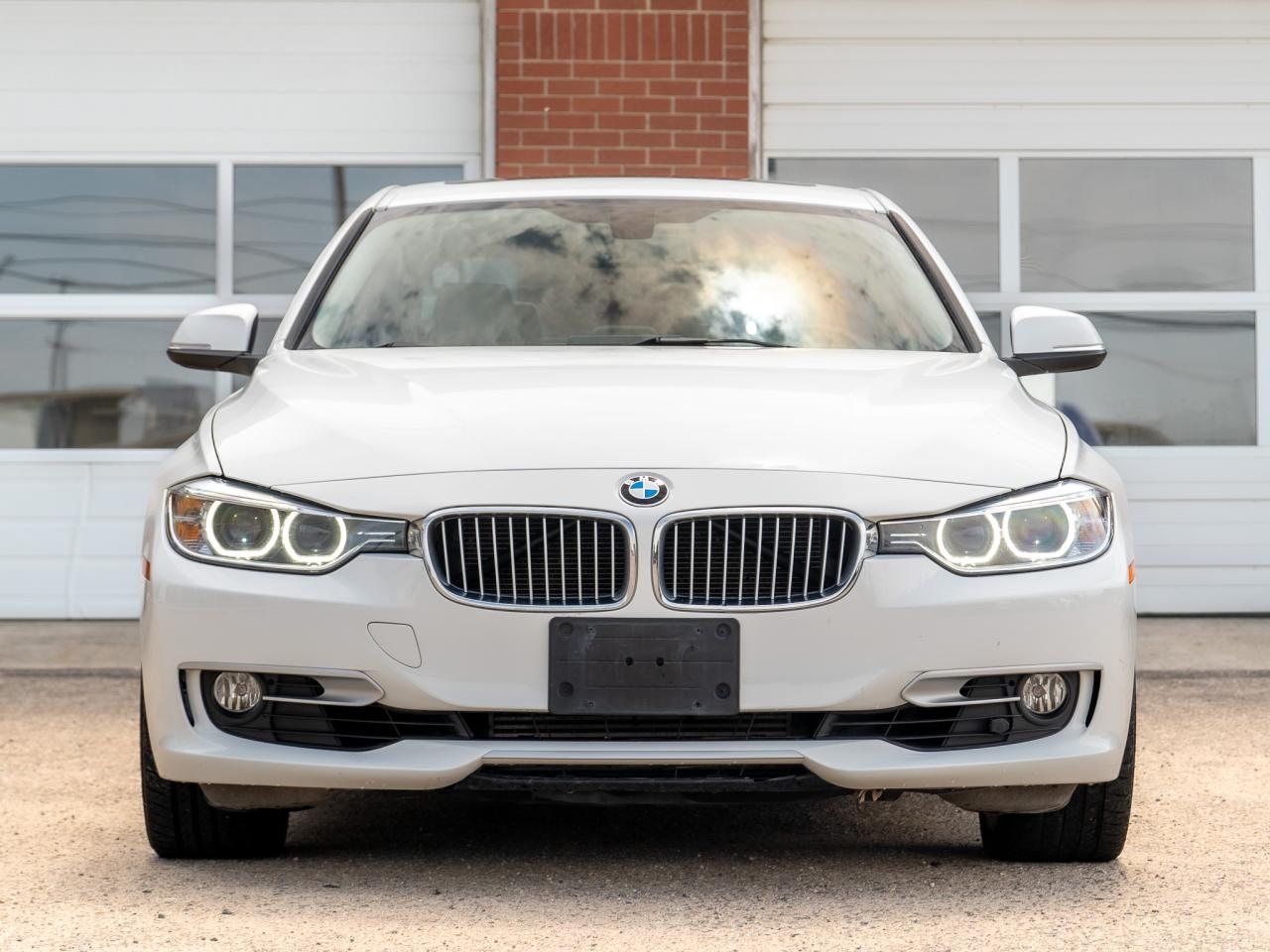 2014 BMW 3 Series 328i xDrive - Photo #2