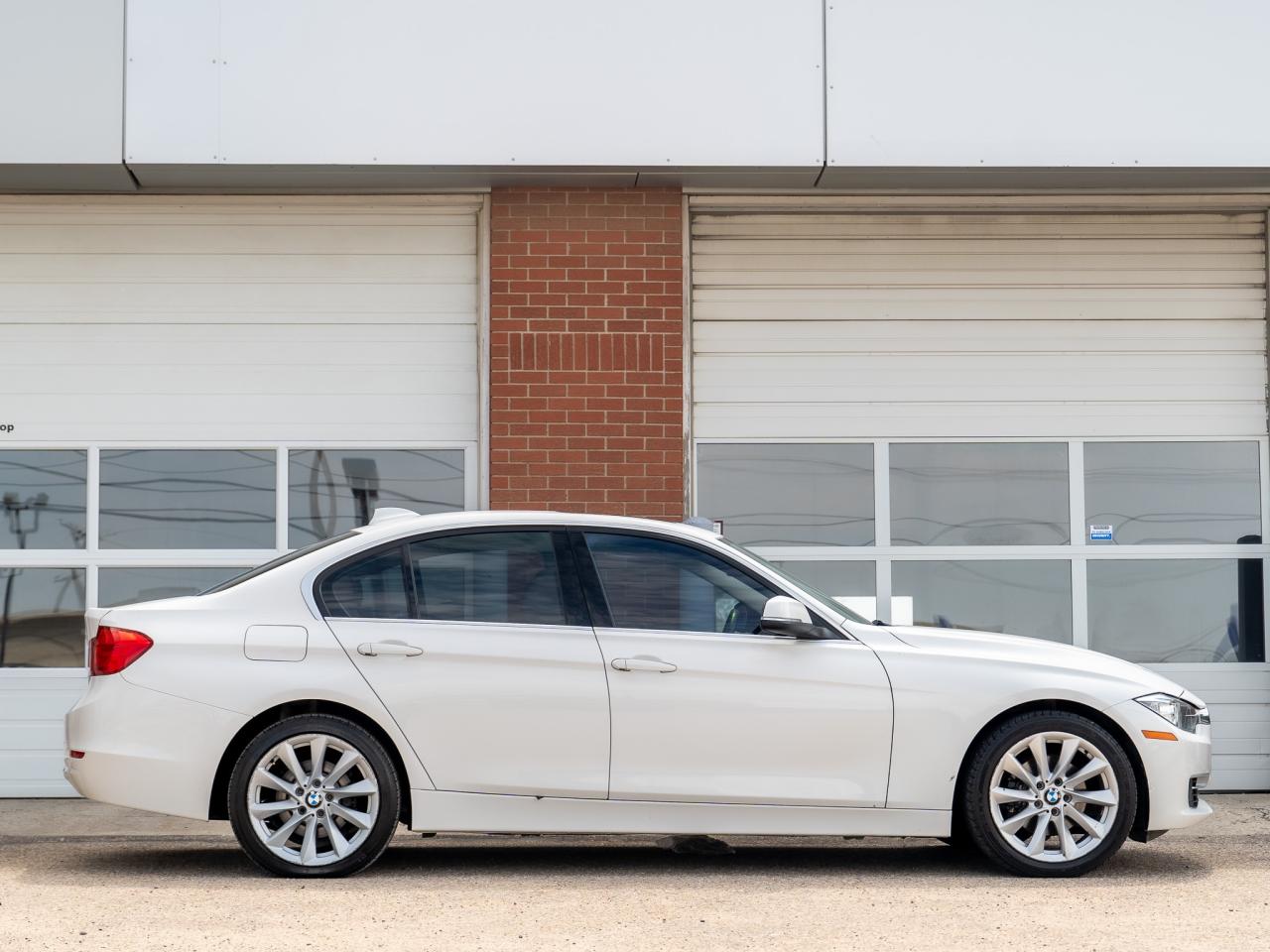 2014 BMW 3 Series 328i xDrive - Photo #5