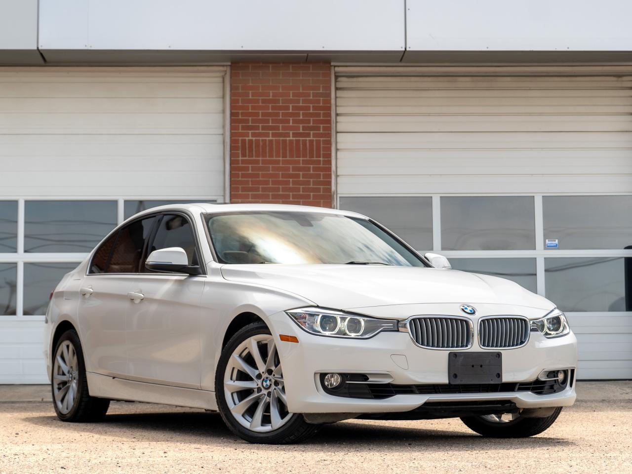 2014 BMW 3 Series 328i xDrive - Photo #3