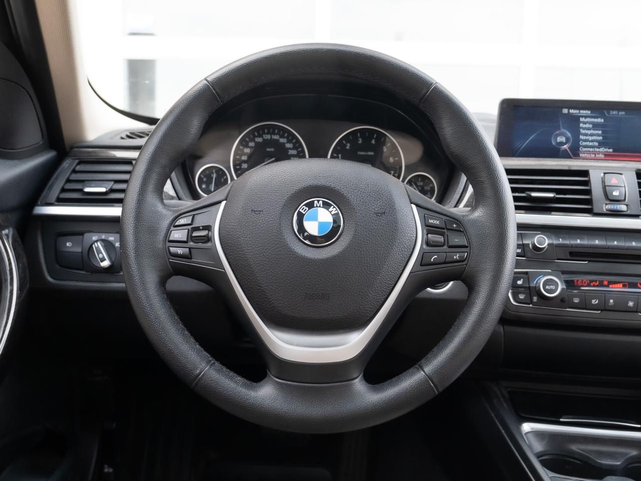 2014 BMW 3 Series 328i xDrive - Photo #9