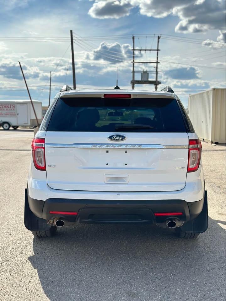 2015 Ford Explorer XLT - Photo #6