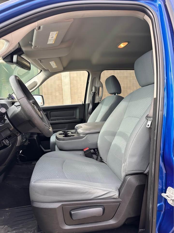 2018 RAM 1500 ST - Photo #9