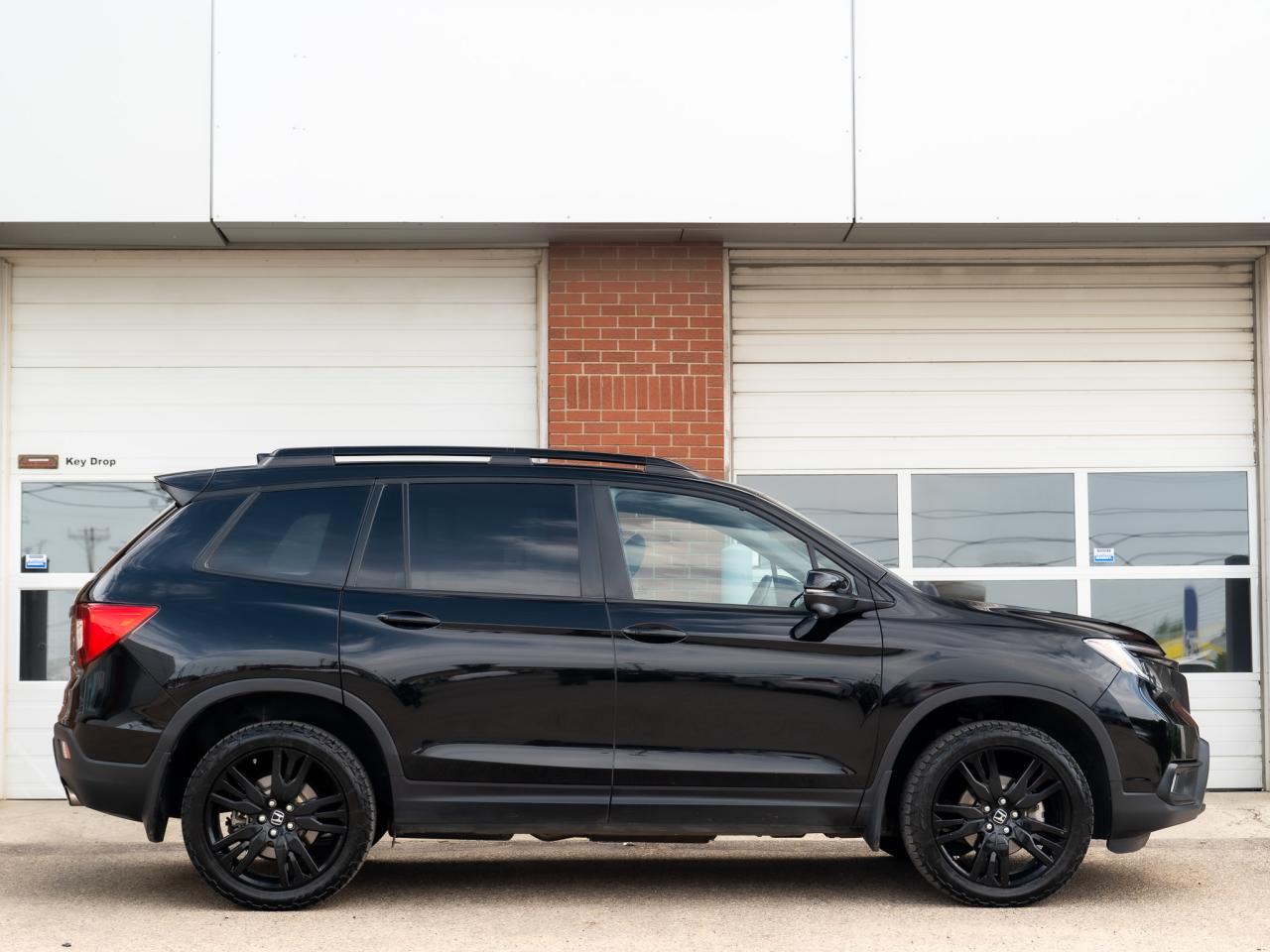 2020 Honda Passport SPORT - Photo #4