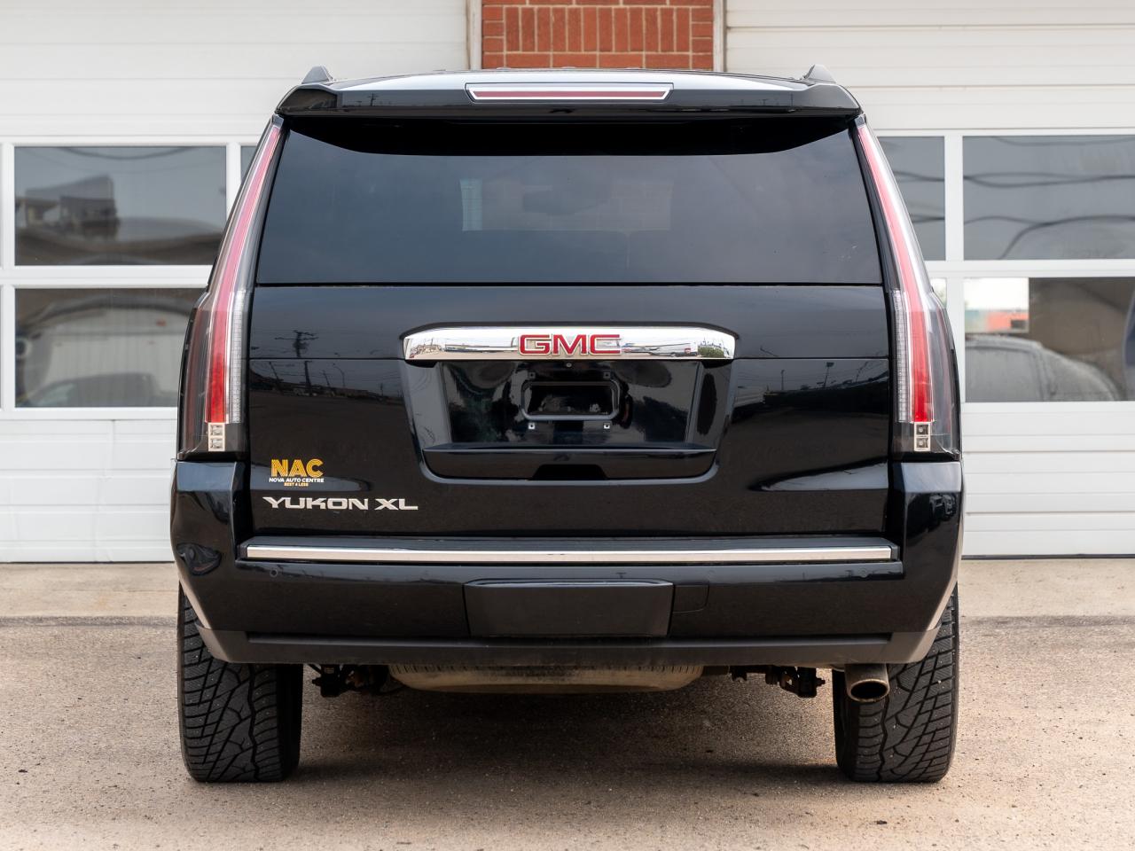 2016 GMC Yukon XL Denali - Photo #7