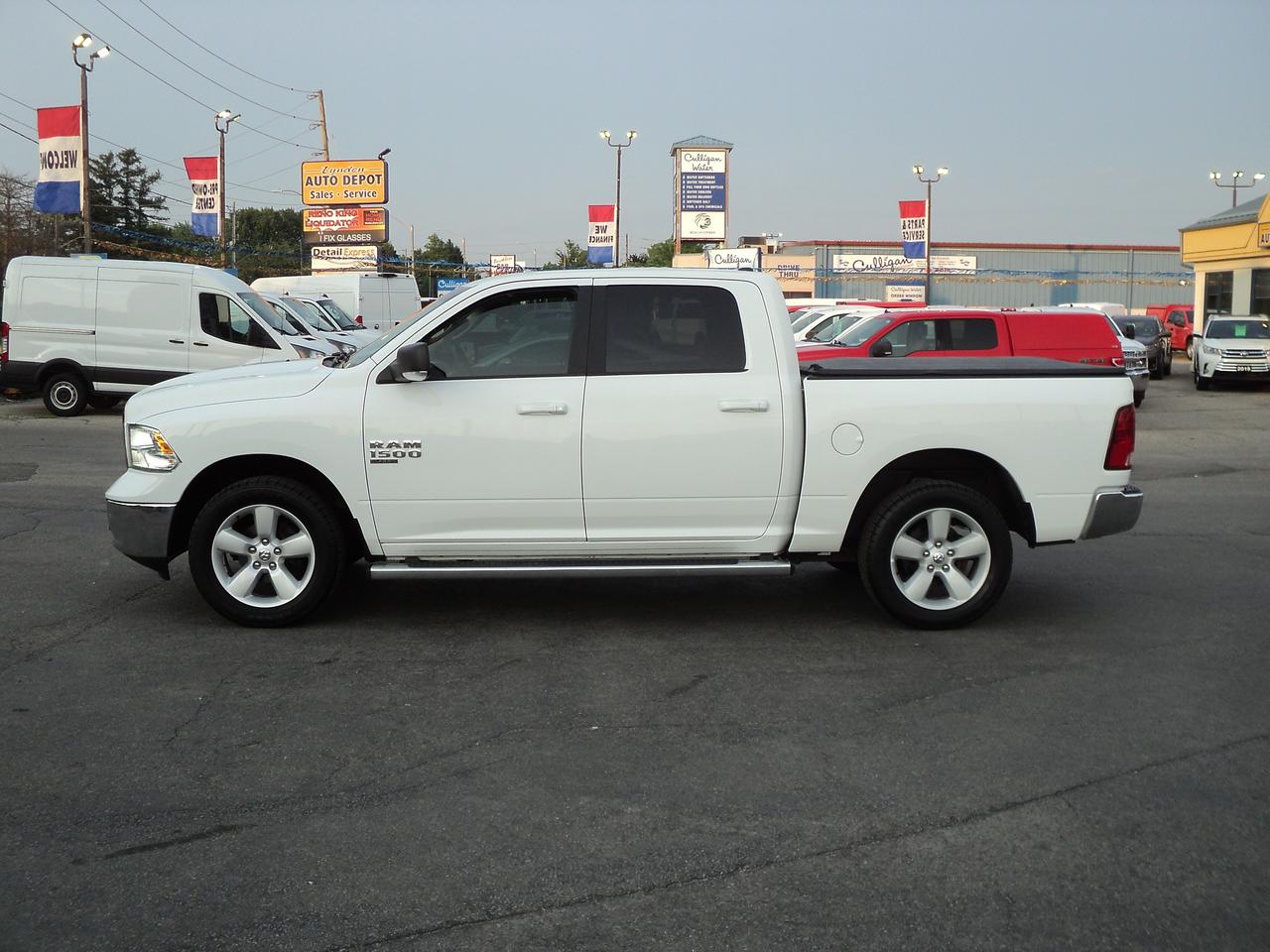 2019 RAM 1500 Classic SLT 4WD CrewCab 3.6L6cylGas 5'7"Box HeatedSeats Photo